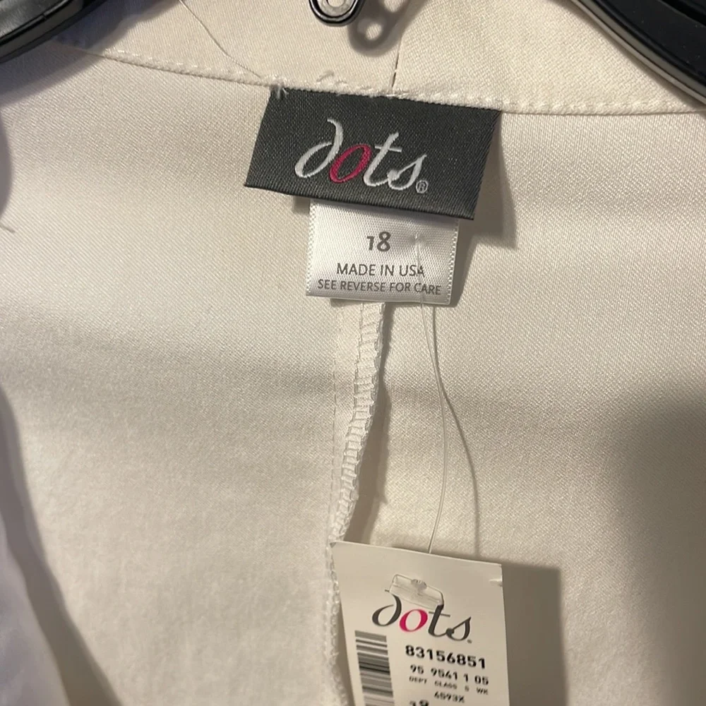 Dots Jacket - Picture 4 of 7